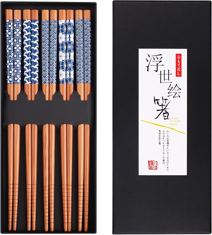 GLAMFIELDS Bamboo Chopsticks Reusable Japanese Style Lightweight 5 Pairs Ramen Chop Sticks Case Gift Set